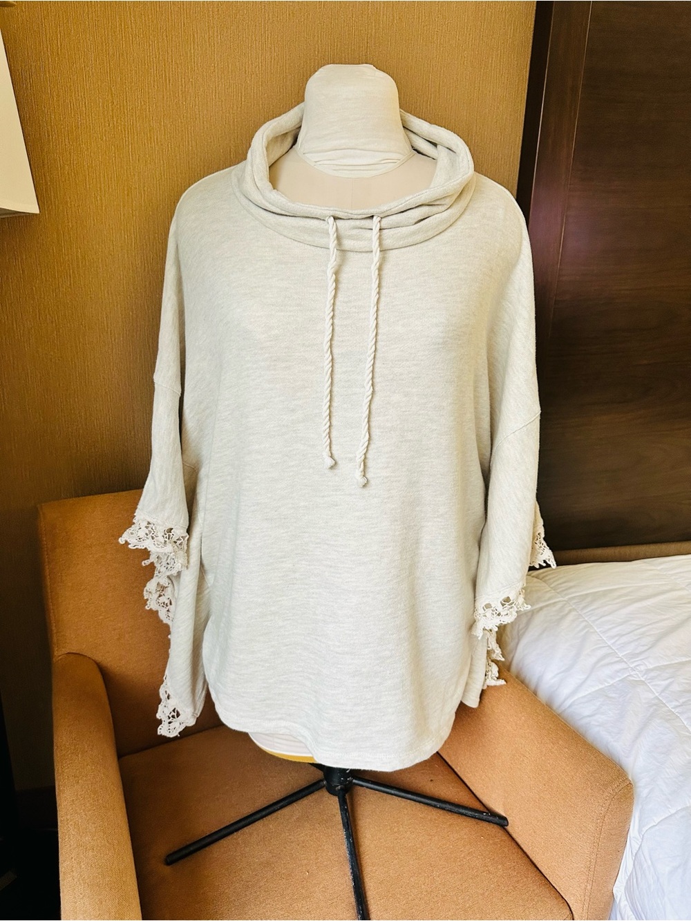 Love Stitch Cream Heathered Lace-Trim Hooded Poncho Top OS